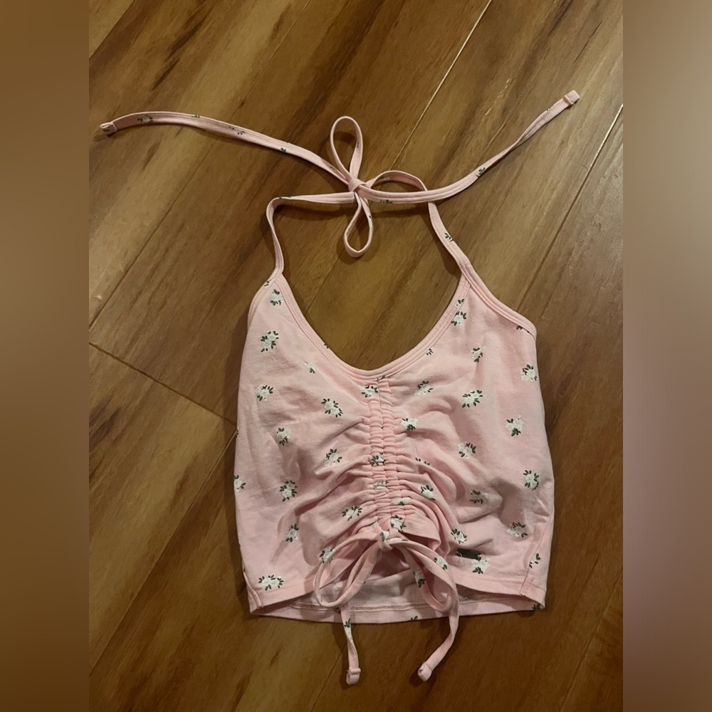 Light Pink Hollister Halter Top With Floral Pattern Size Extra Small